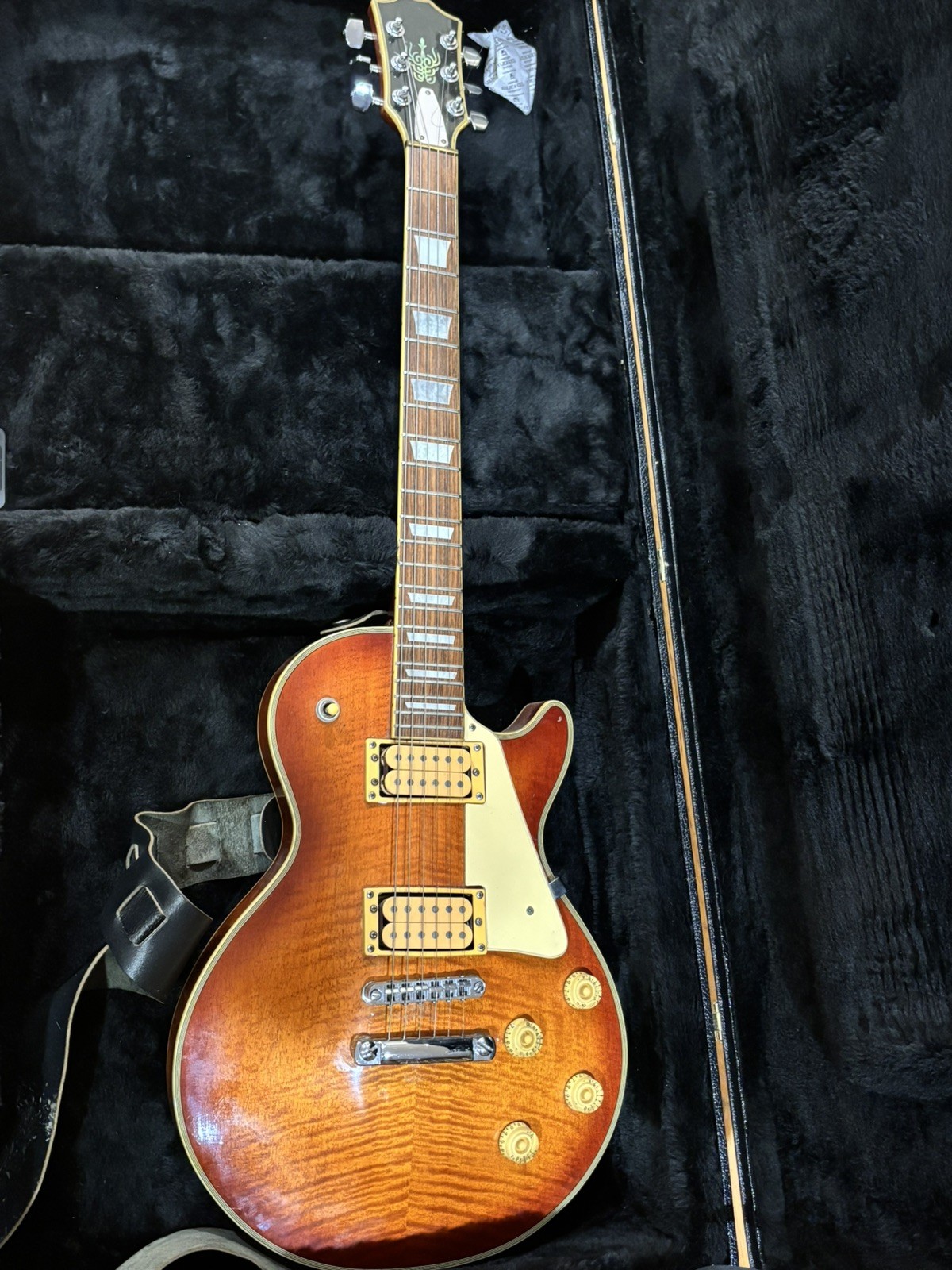Vintage 1986 Cort Single Cut LP Style Electric Guitar MIK Original TKL Hard Case