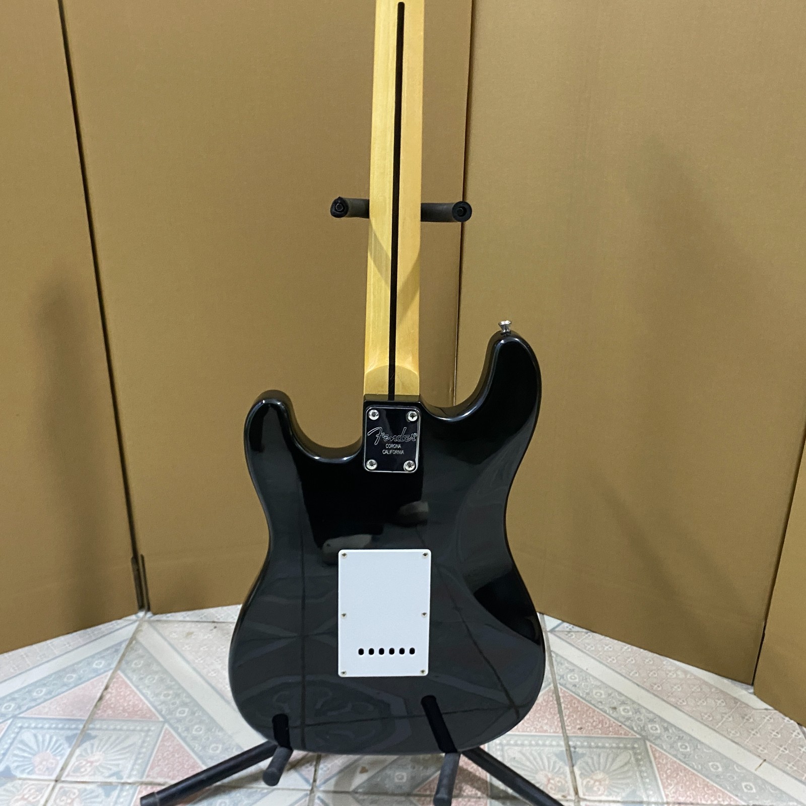Brown Burst Electric Guitar 3S pickups maple fretboard&neck high quality