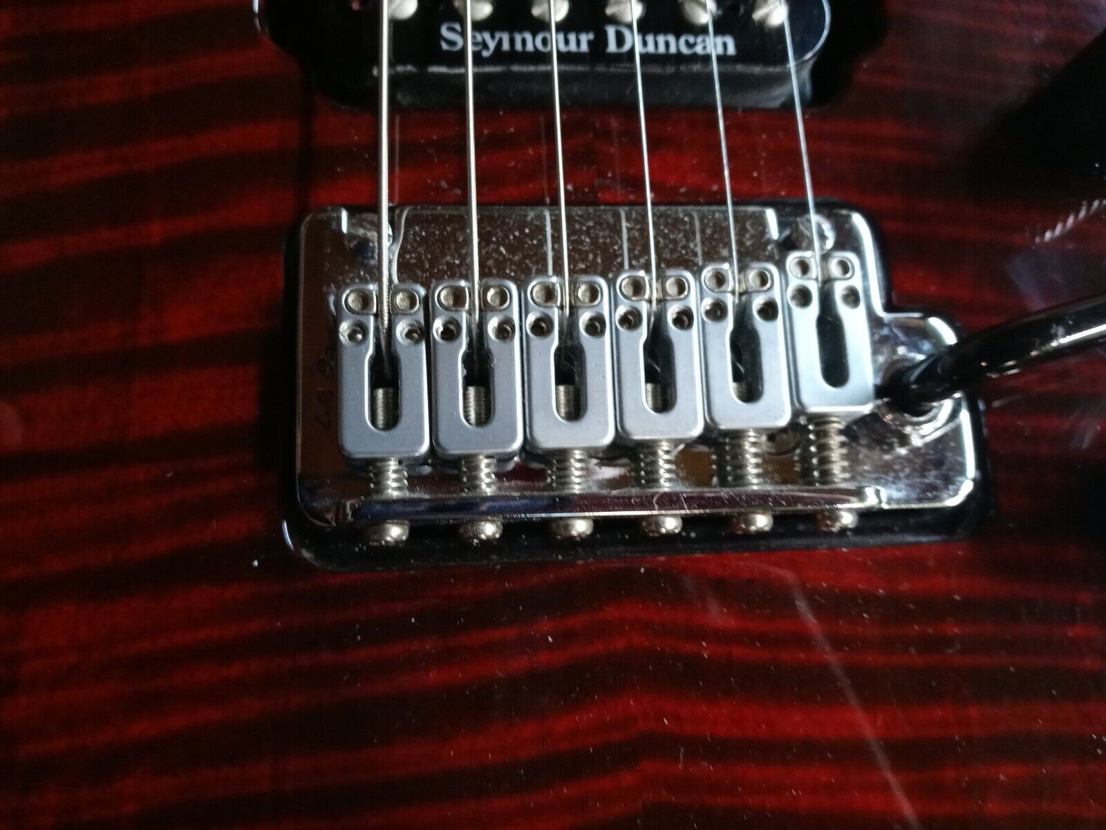 Godin LGXT Flamed Maple Top HH with Tremolo