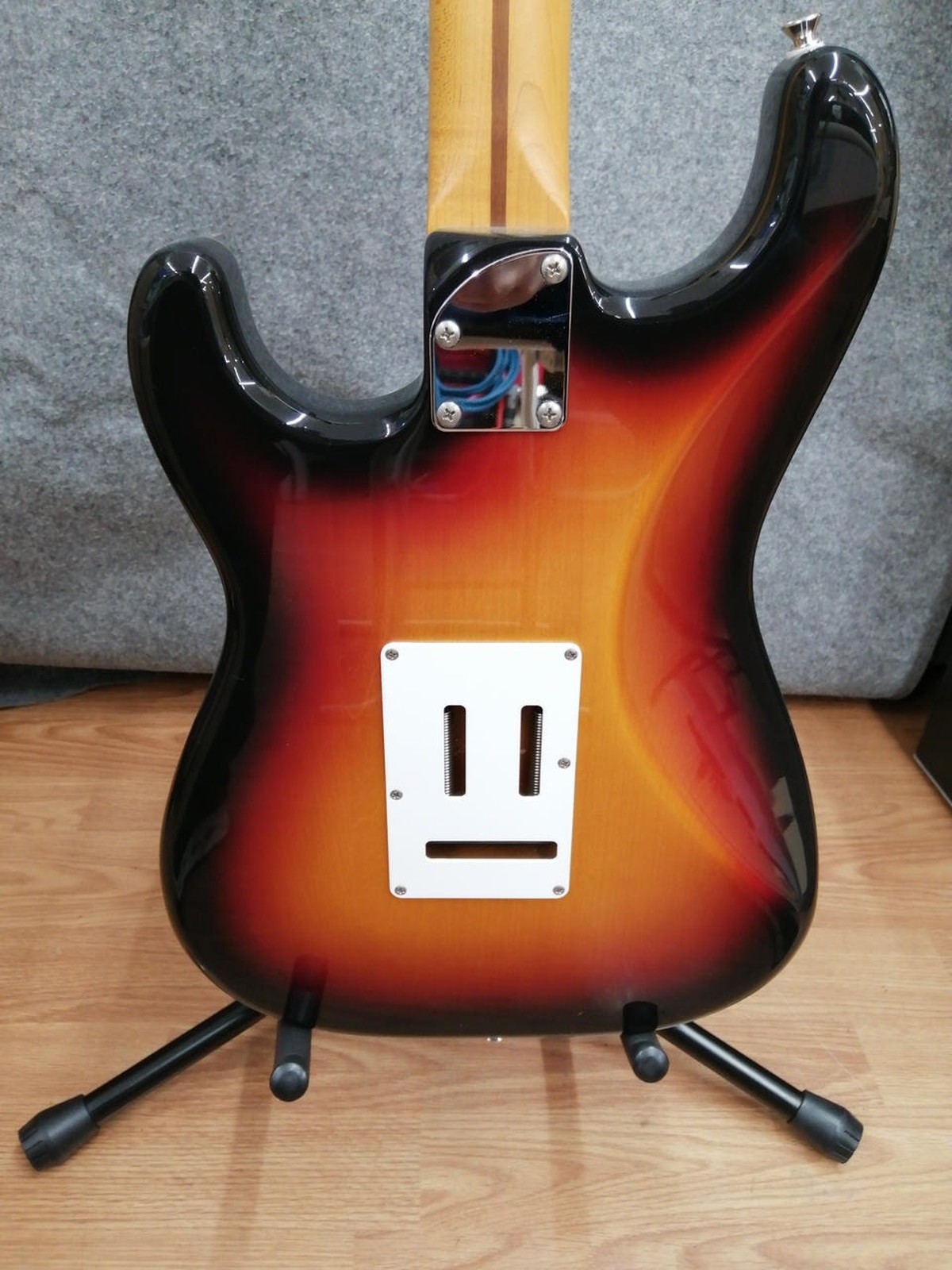 HISTORY CZ-SV/R 3TS Used Basswoodbody Maple neck Rosewood fingerboard w/Softcase