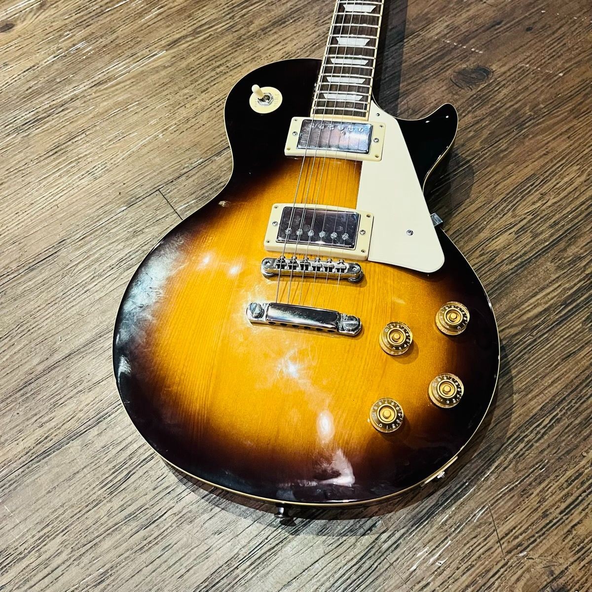 Founder Vintage Les Paul Type 1970s Electric Guitar