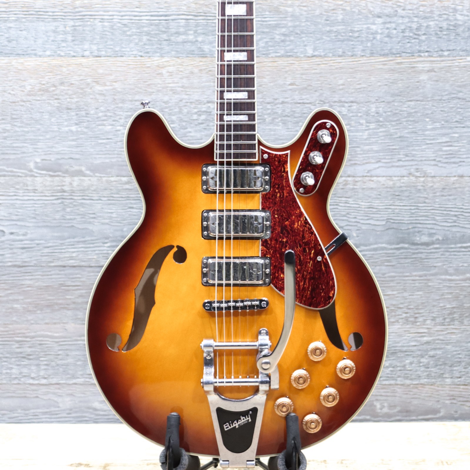 Eastwood Airline H78 Honeyburst Gold Foil Pickups Semi-Hollow El. Guitar w/Case