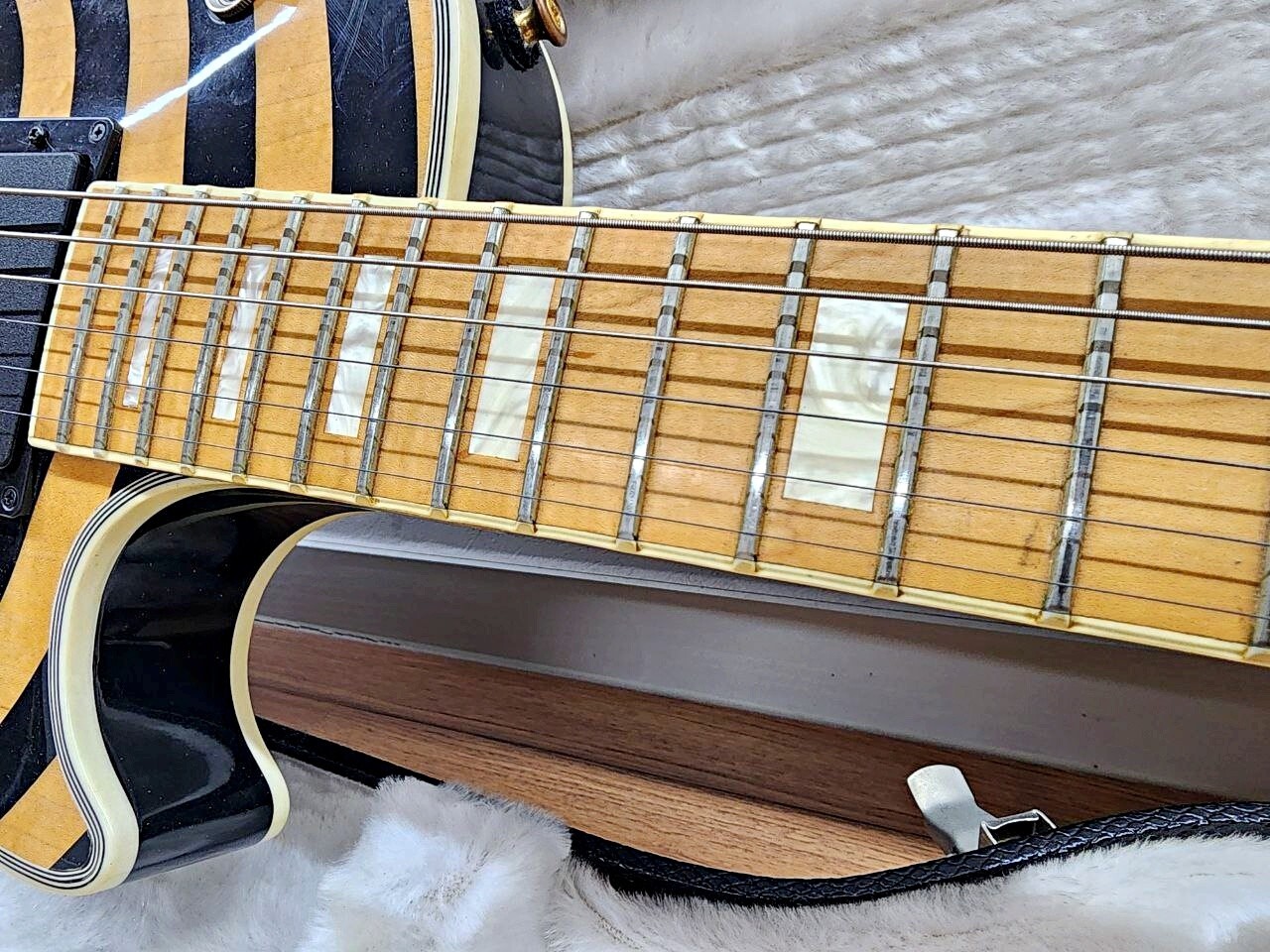 Gibson Zakk Wylde Vertigo with Original Hard Case Bullseye