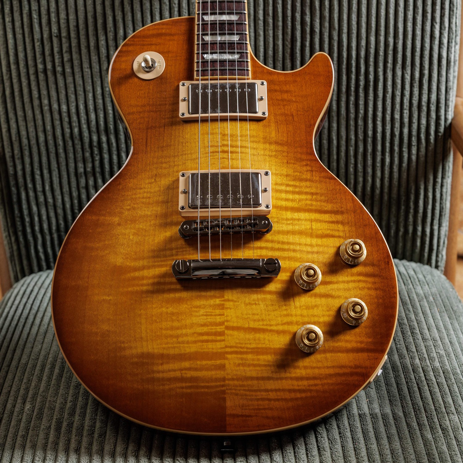 Gibson Les Paul Standard 2008 – Figured Honeyburst