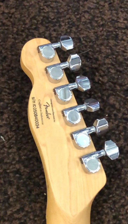 Squier ’51 Yellow by Fender Electric Guitar – USED – VG++ Solid body!!
