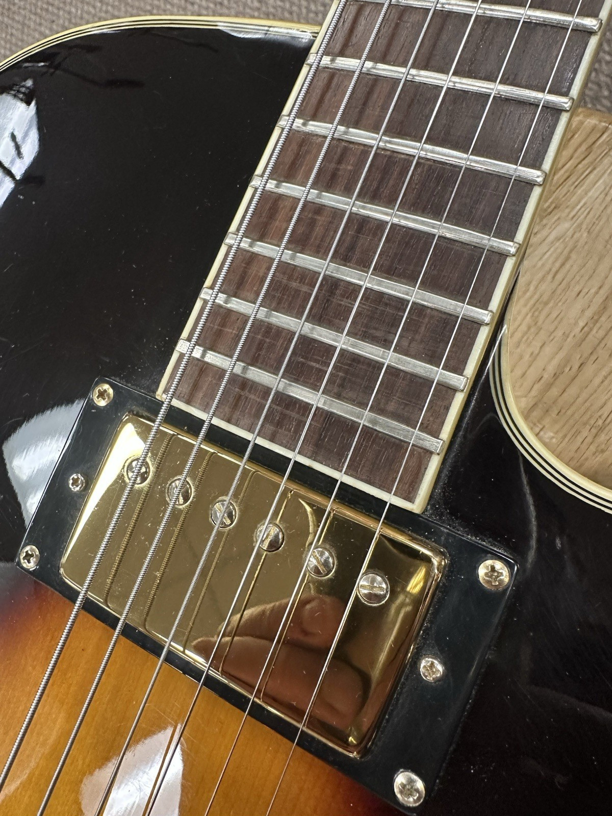 Tanglewood (No Label) Hollow-Body Archtop Electric Guitar Sunburst