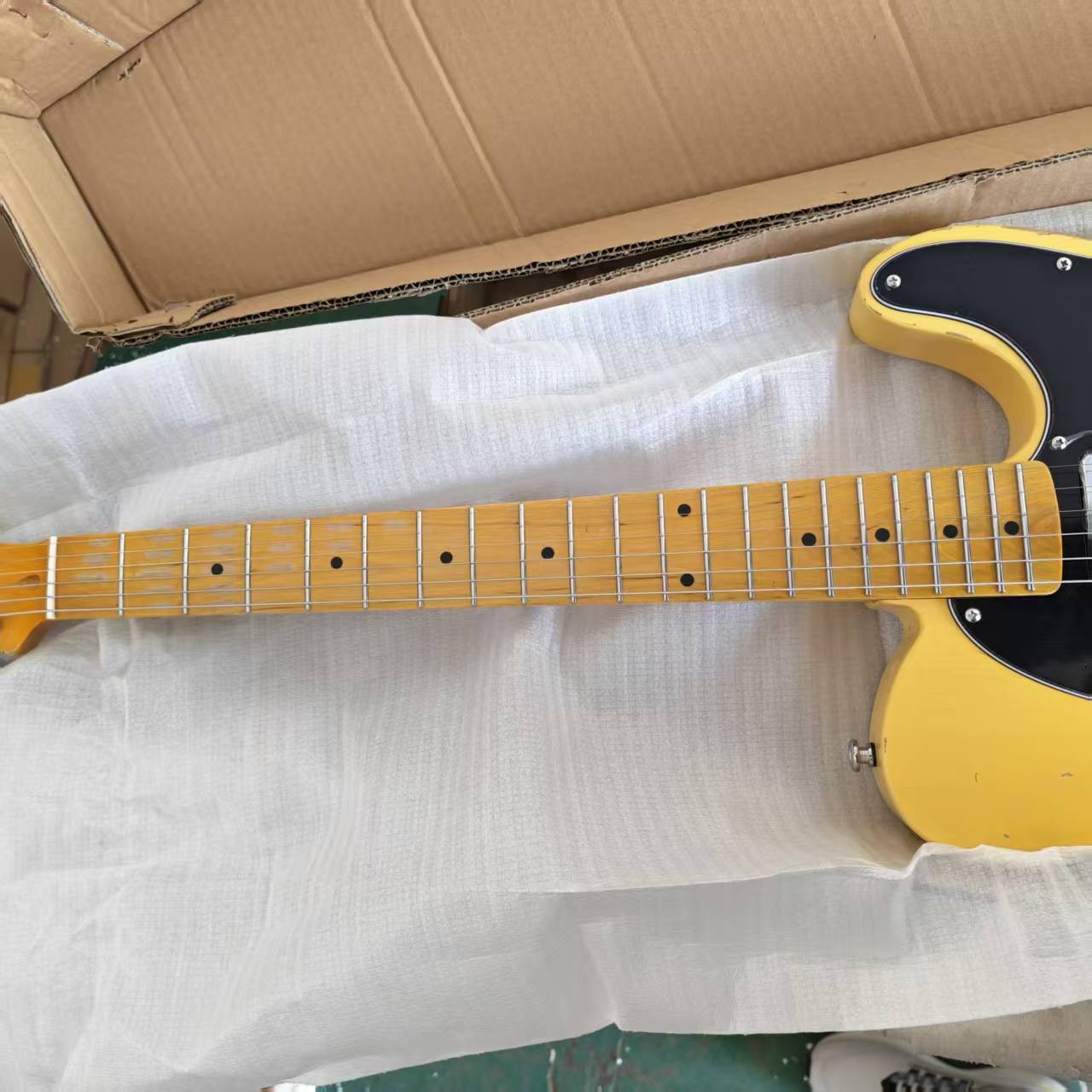 Custom 52s TL Heavy Aged Cream Yellow Electric Guitar SS Pickups 6String Ship US