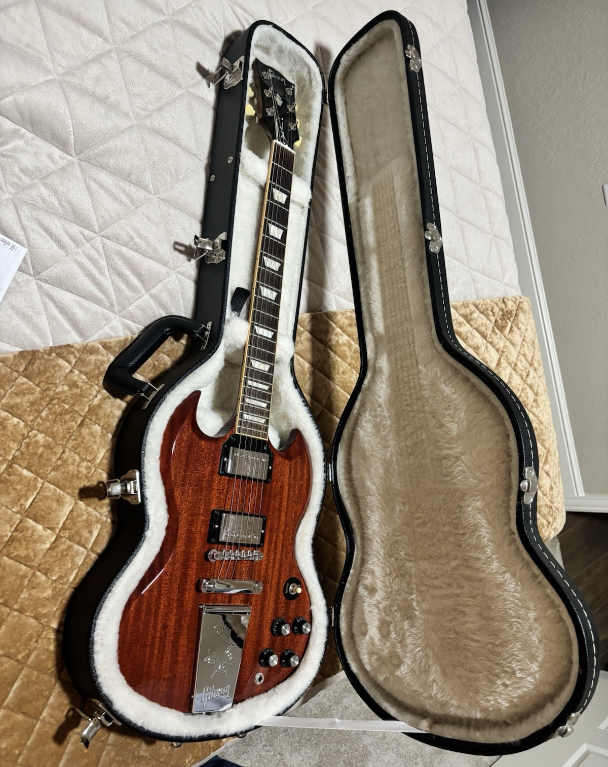 Gibson SG 2014 Right-Hand 6-String Mahogany Solid Body Ebony, Hardcase