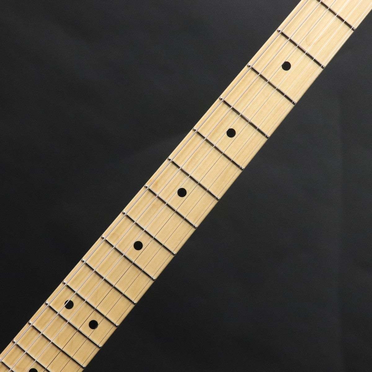 Fender Made in Japan Hybrid II Jazzmaster Maple FB Modena Red JD25029311 3.4kg