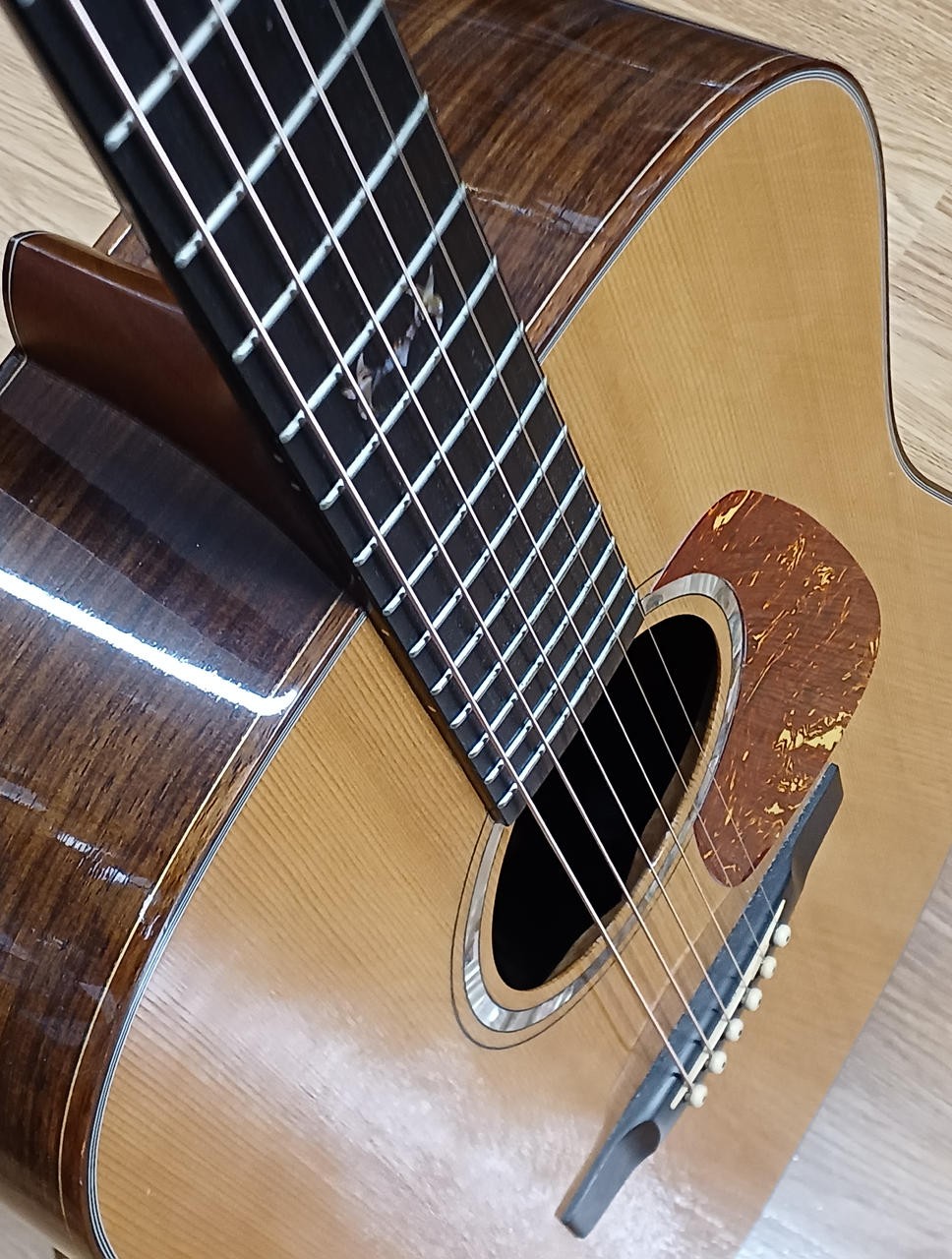 Morris M-81 Acoustic Electric Guitar B-BAND A2 Pickup Natural w/ Gig Bag
