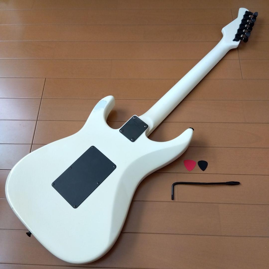 80 Short Scale Electric Guitar Revolver Fernandes FR White Safe packing!