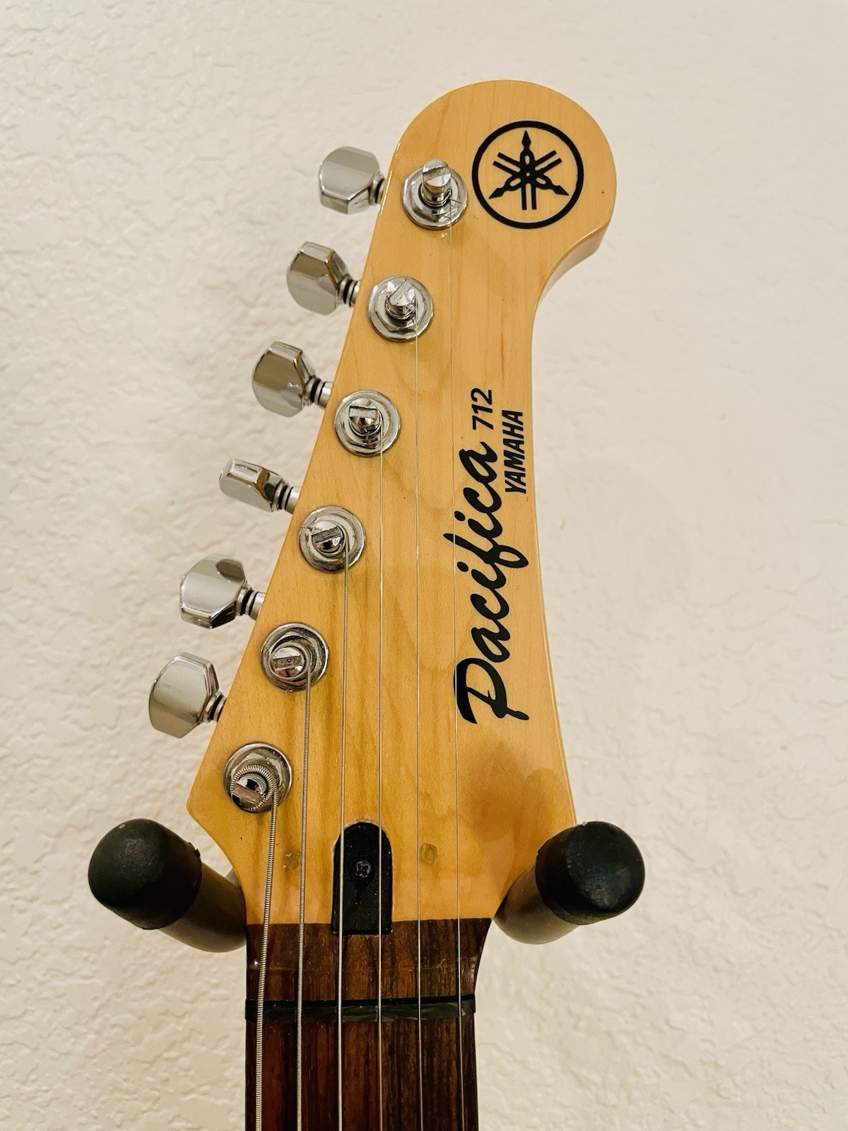 1989 Yamaha Pacifica 712
