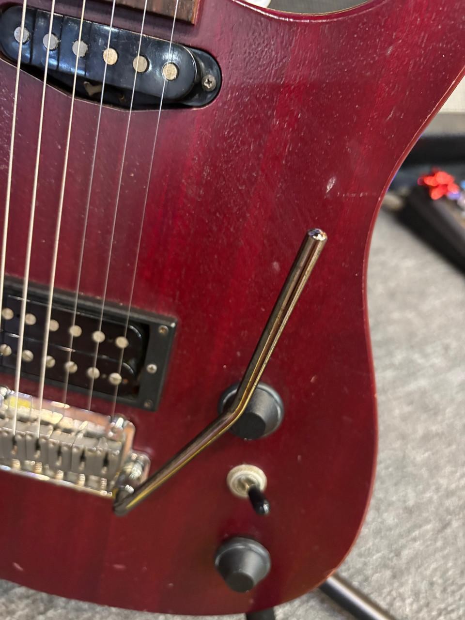 Pre-owned GJ2 Arete 3-Star Oxblood w/case