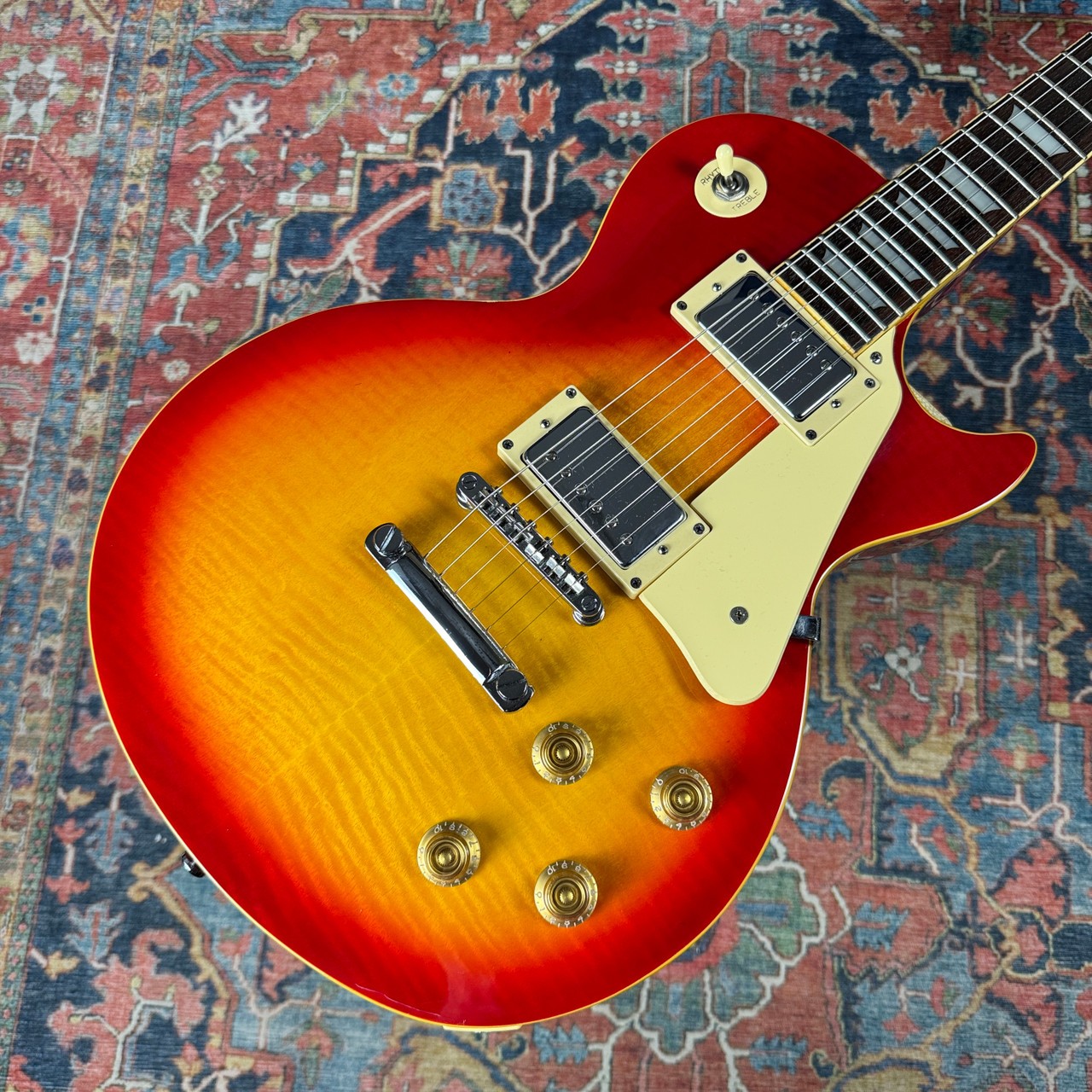 *Video* Tokai Love Rock Les Paul Standard Flame Top Long Tenon Cherry Sunburst –