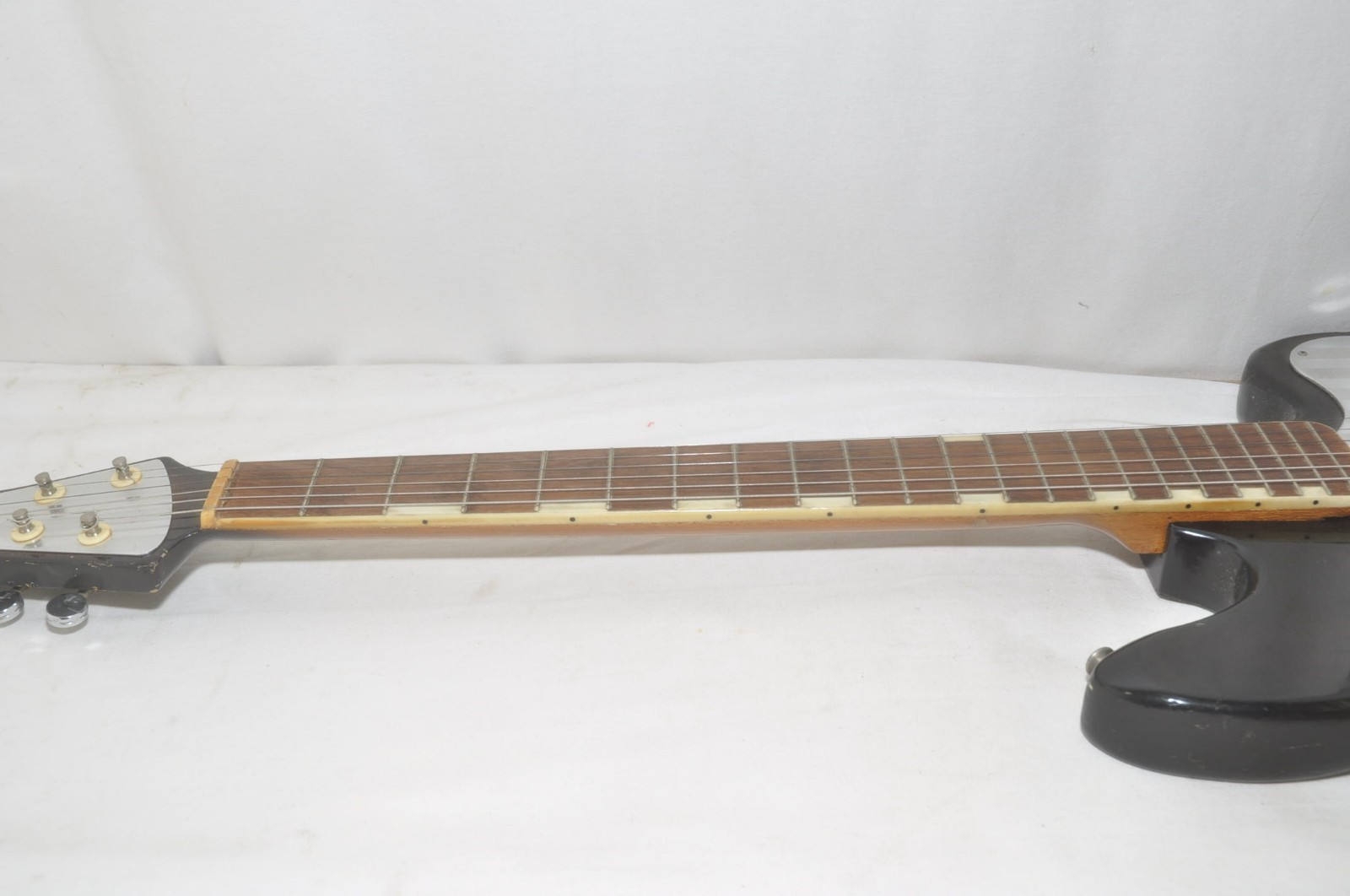 TEISCO TG-64 Electric Guitar Ref No 7821