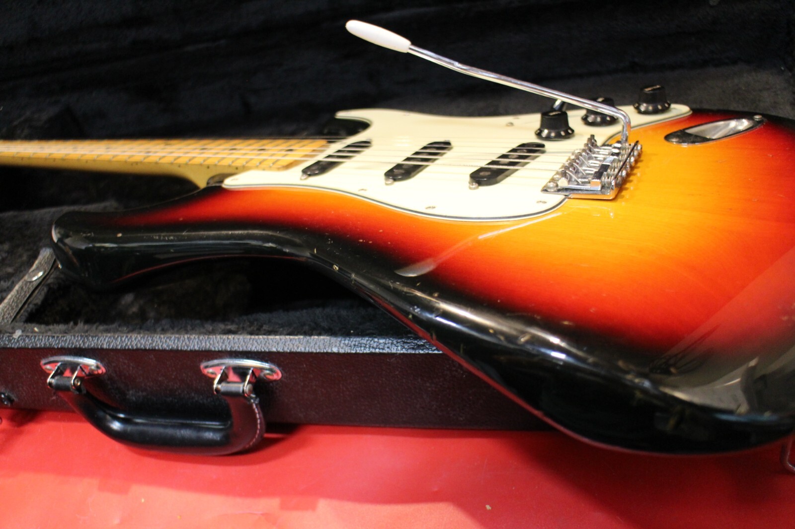 USED Tokai Silver Star Stratocaster Model Electric Guitar GT357 230713