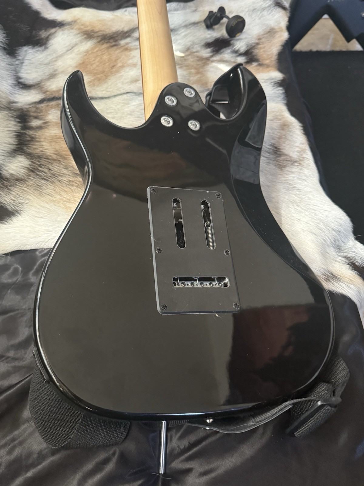 Gio Ibanez Black Electric Guitar 6 String Maple Neck