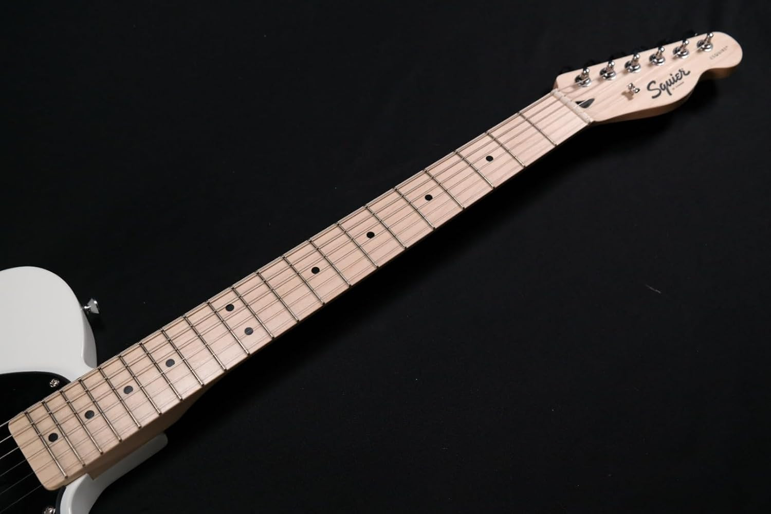 Squier Sonic Esquire Electric Guitar Arctic White with Maple Fingerboard
