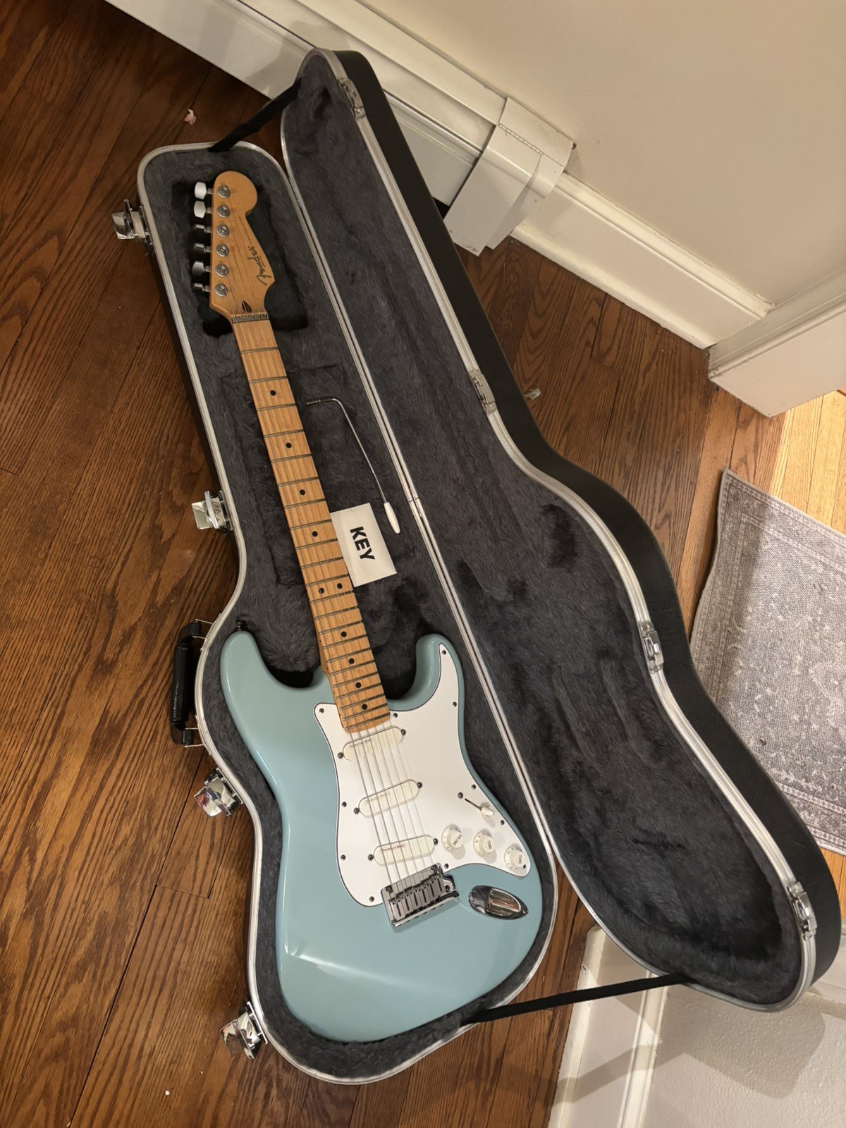 COLLECTOR GRADE 1996 50th Fender Strat Plus SONIC BLUE Lace TBX LSR Schallers