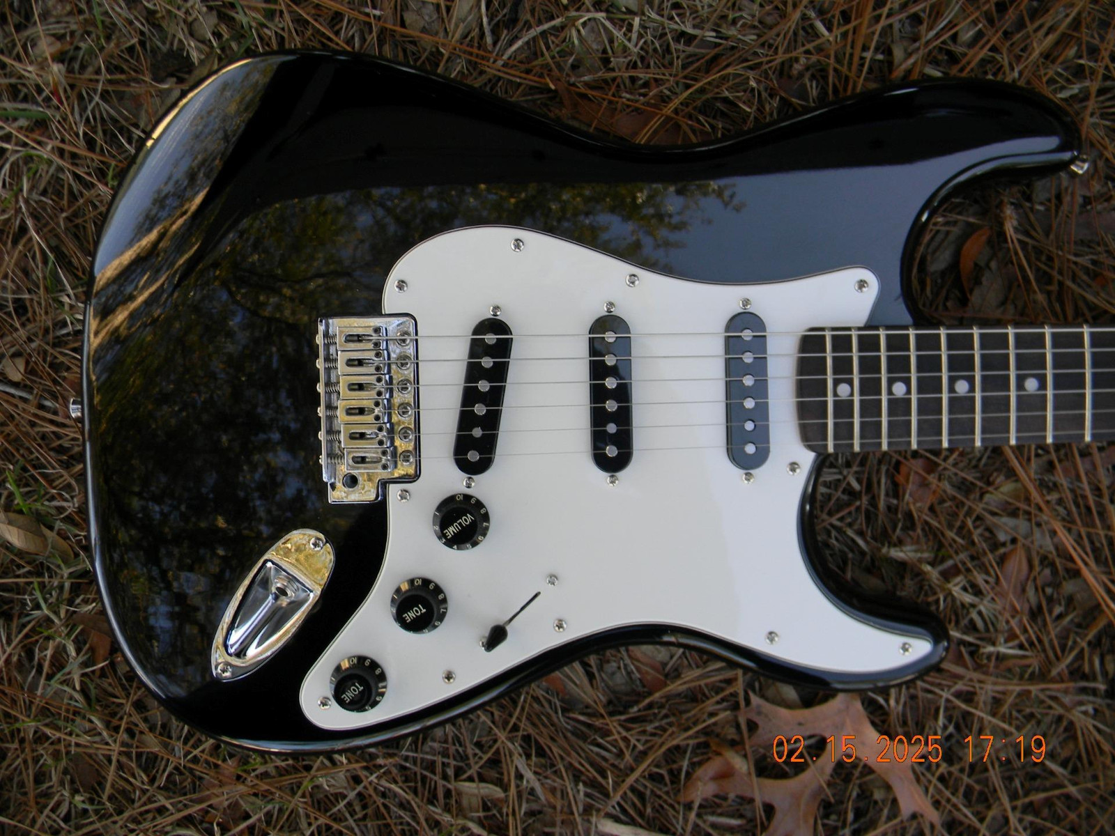 Squier “Custom Shack ” Stratocaster, Alnico 5 Pickups, Custom Wiring,Capacitor