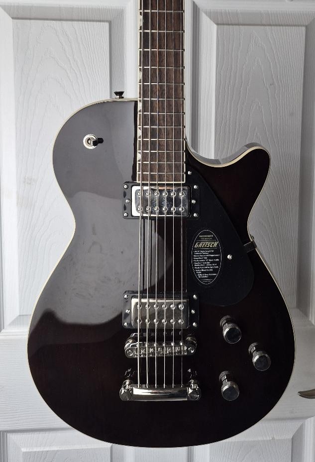 Gretsch CYG25122874 Electromatic Collection Dark Brown & White Electric Guitar