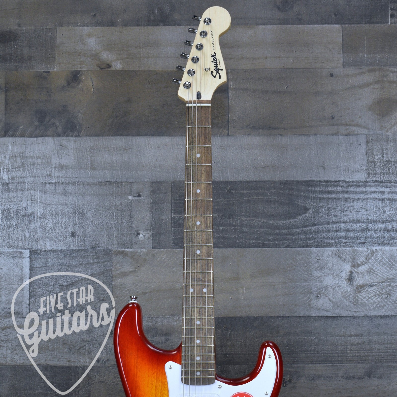 Squier Sonic Stratocaster – Sienna Sunburst