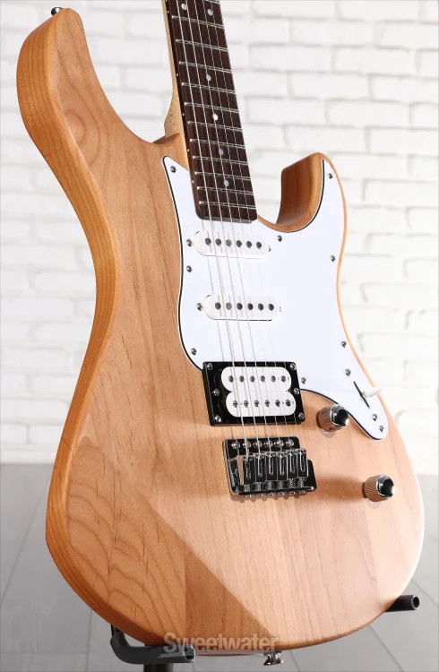 Yamaha PAC112V Pacifica Electric Guitar – Natural