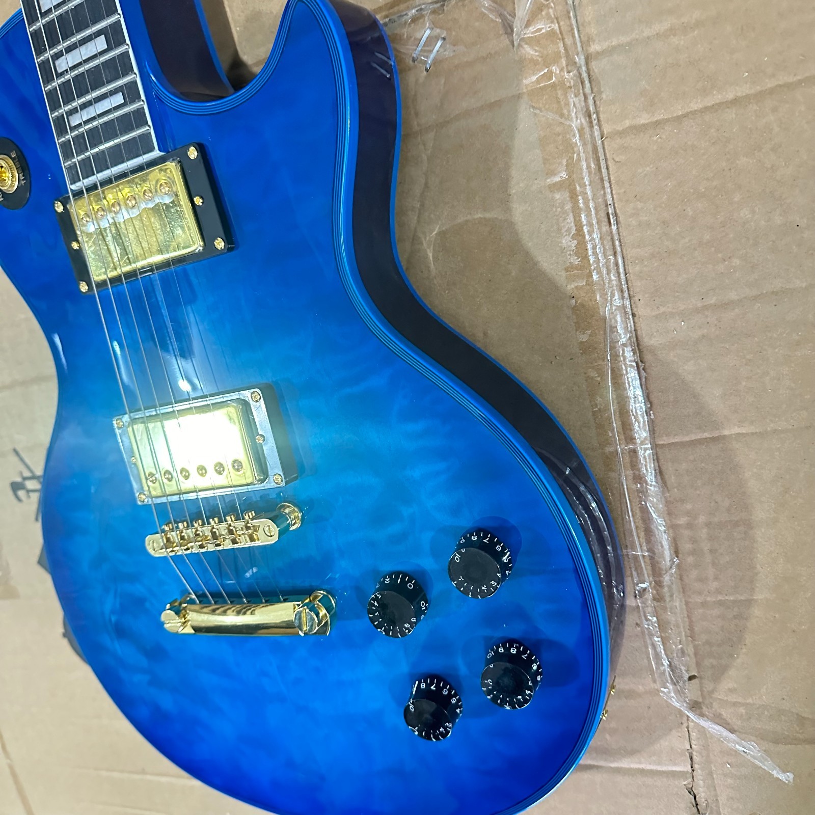 Dark Blue LP Style Electric Guitar Rosewood Fingerboard Gold Hardware