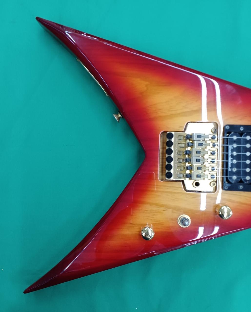 [Grover Jackson] King V Sunburst Made in Japan Solid Body Electric Guitar Used