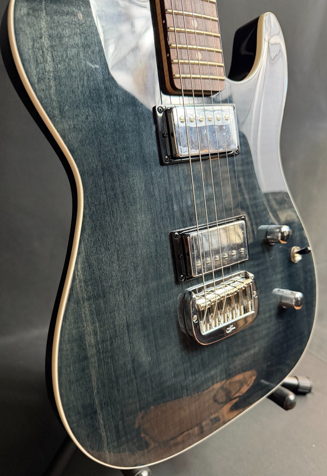 G&L ASAT Deluxe Electric Guitar Transparent Black Finish (083)