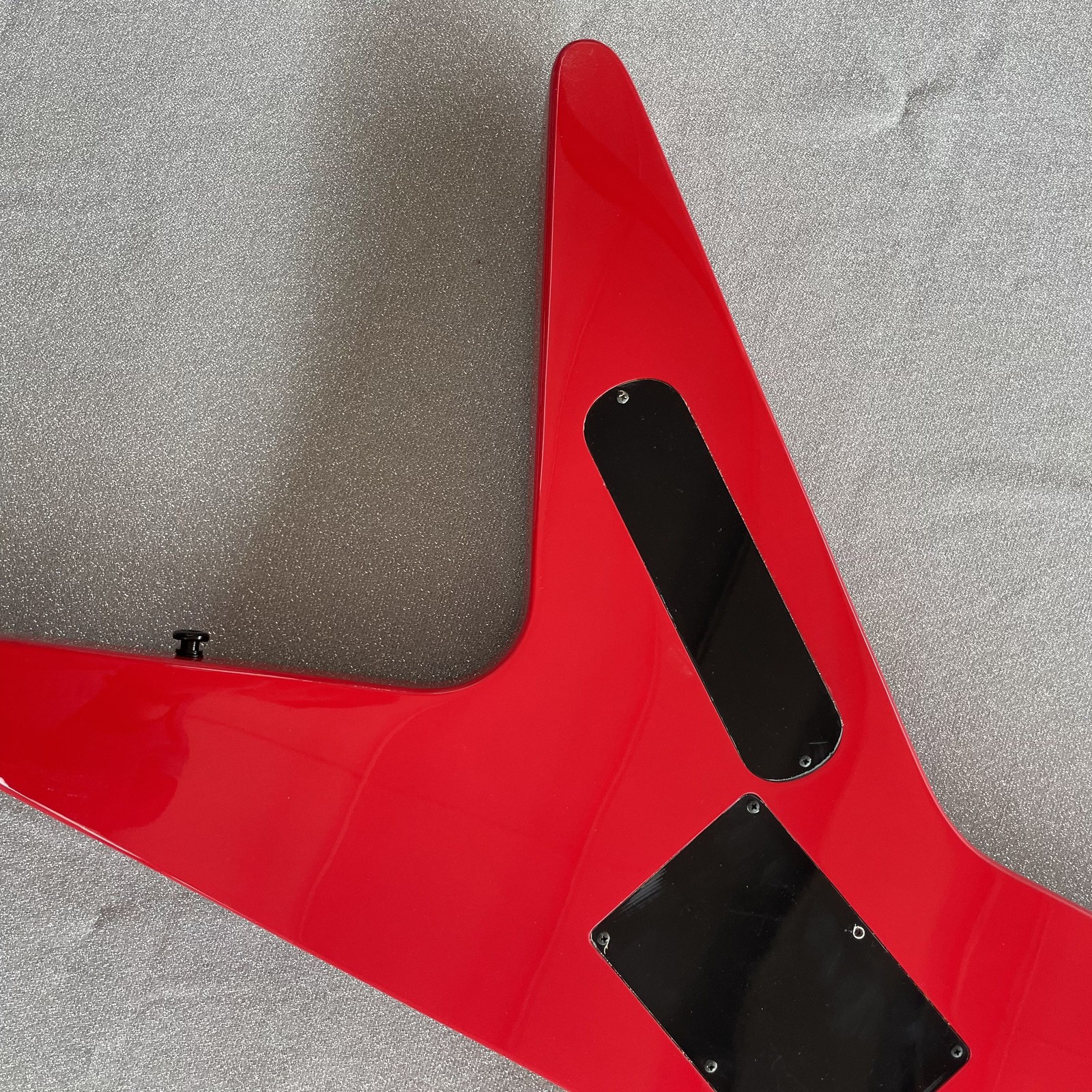 Solid Electric Guitar H-H Pickups Tremolo Red Finish Black HW Lightning Pattern