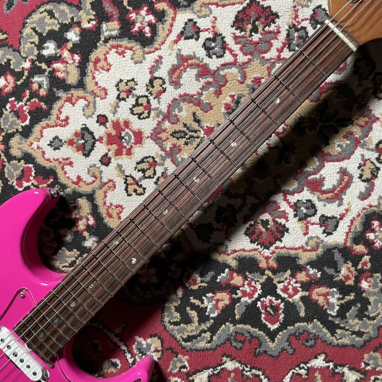 T’s Guitars DST-special22 Bright Pink Electric Guitar 3.41kg Used