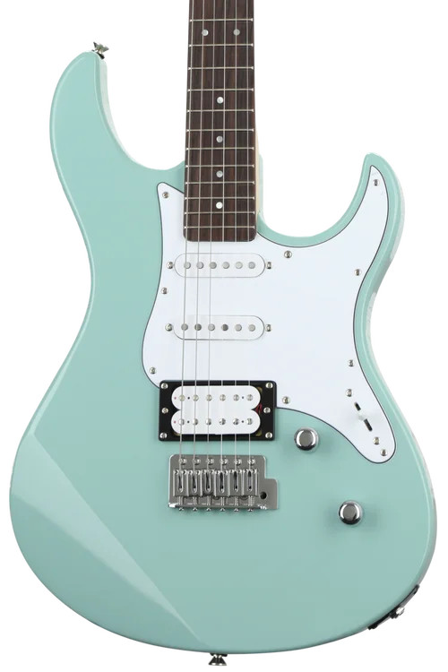 Yamaha PAC112V Pacifica – Sonic Blue