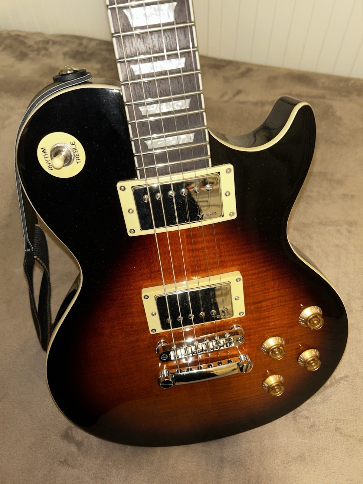 Brooklyn pickup Harley Benton SC-550 Deluxe Barely Used