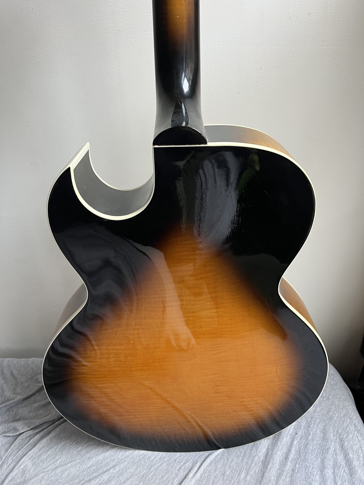 RARE! 1990 Gibson ES-775 Archtop Hollowbody Guitar Figured Sunburst + OHSC