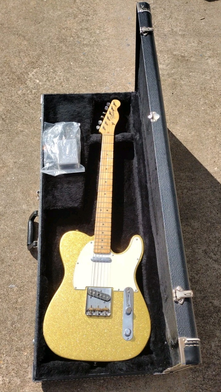 1993 Fender Custom Shop Gold Sparkle Telecaster w/HSC! -LL