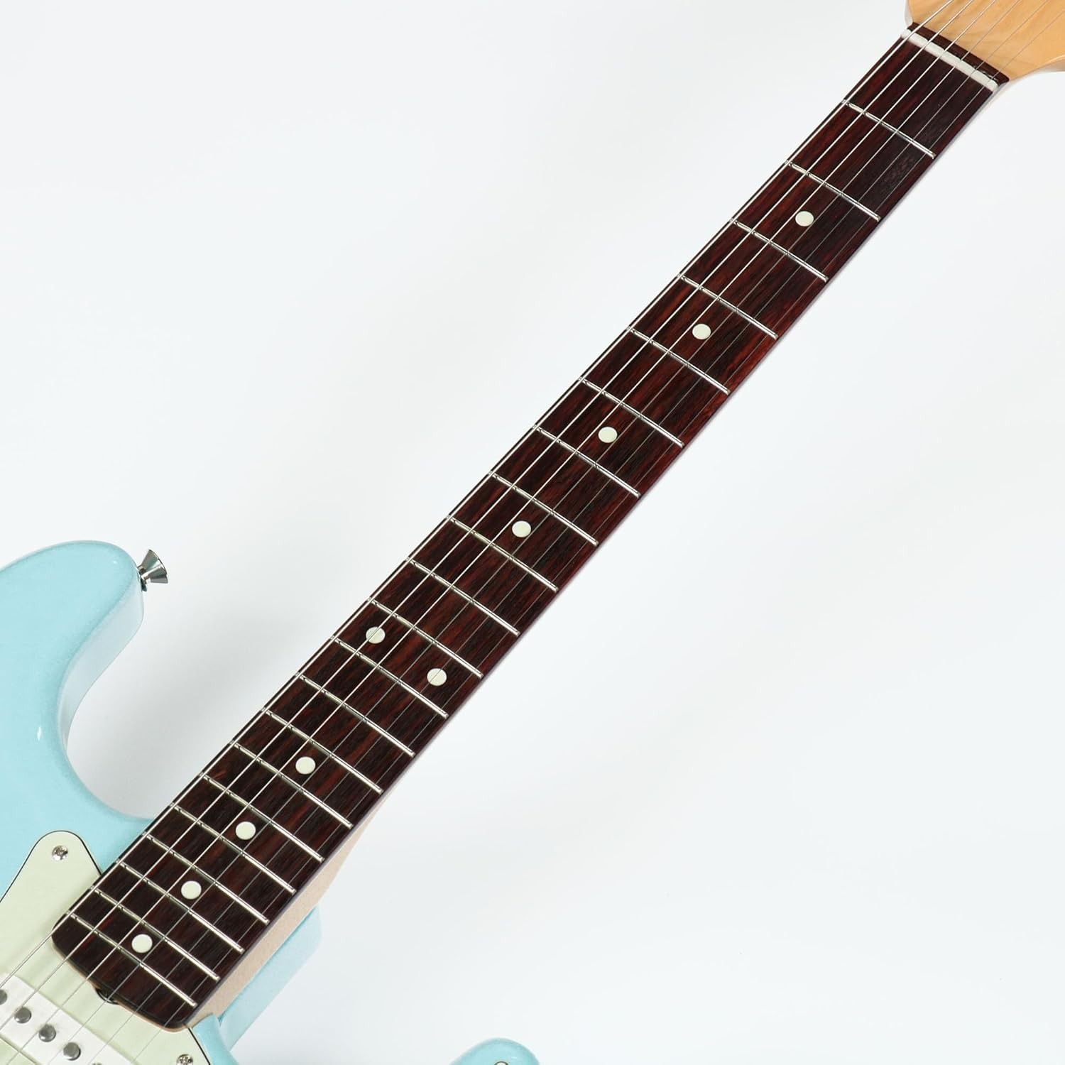 Fender Made in Japan FSR Traditional 60s Stratocaster Rosewood Daphne Blue