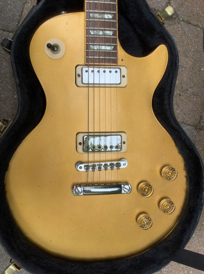 1977 Gibson Les Paul Deluxe Goldtop – Vintage LP, Original, Worn-In Player Grade