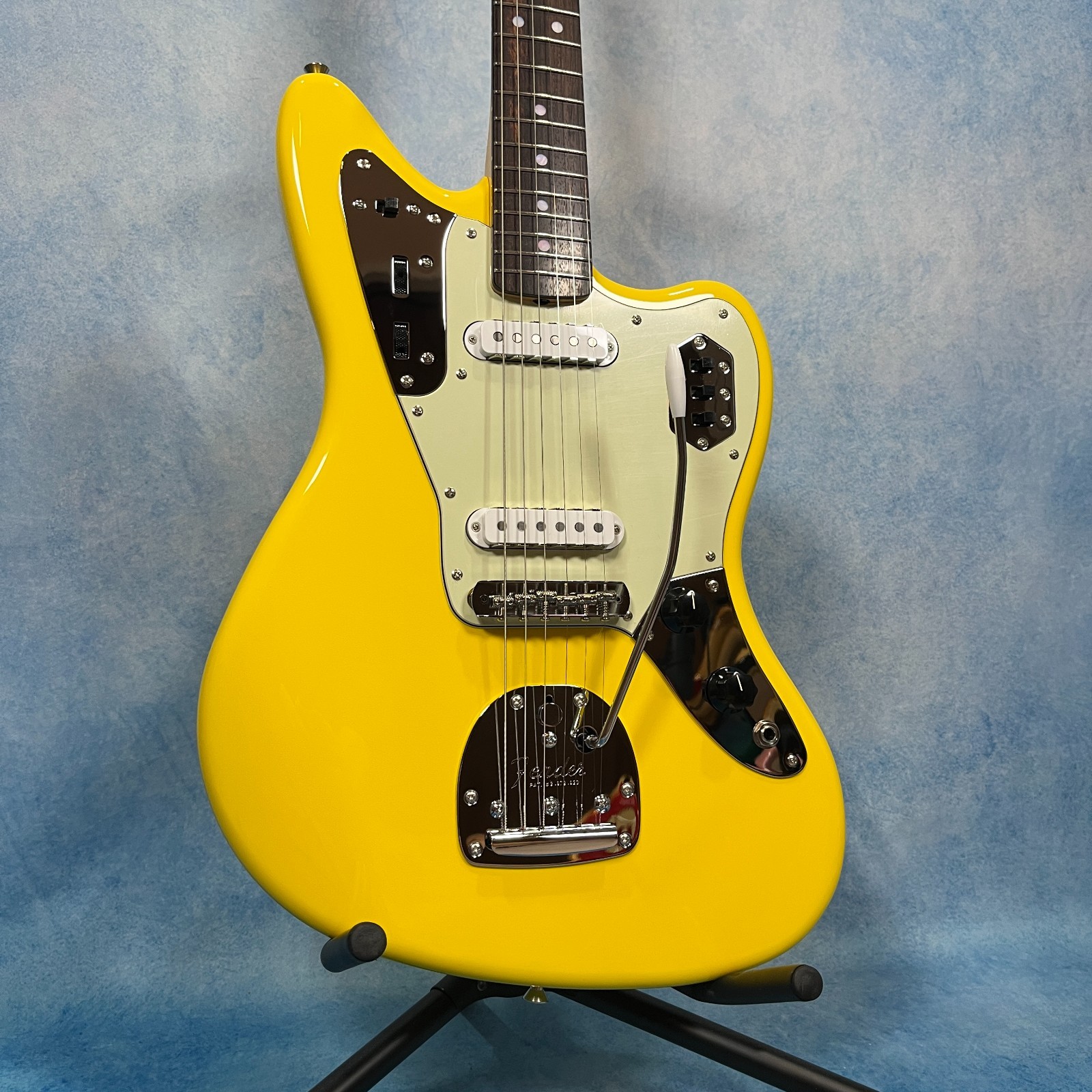 2026 Fender Jaguar Graffiti Yellow MIJ FSR Made in Japan Traditional 60s