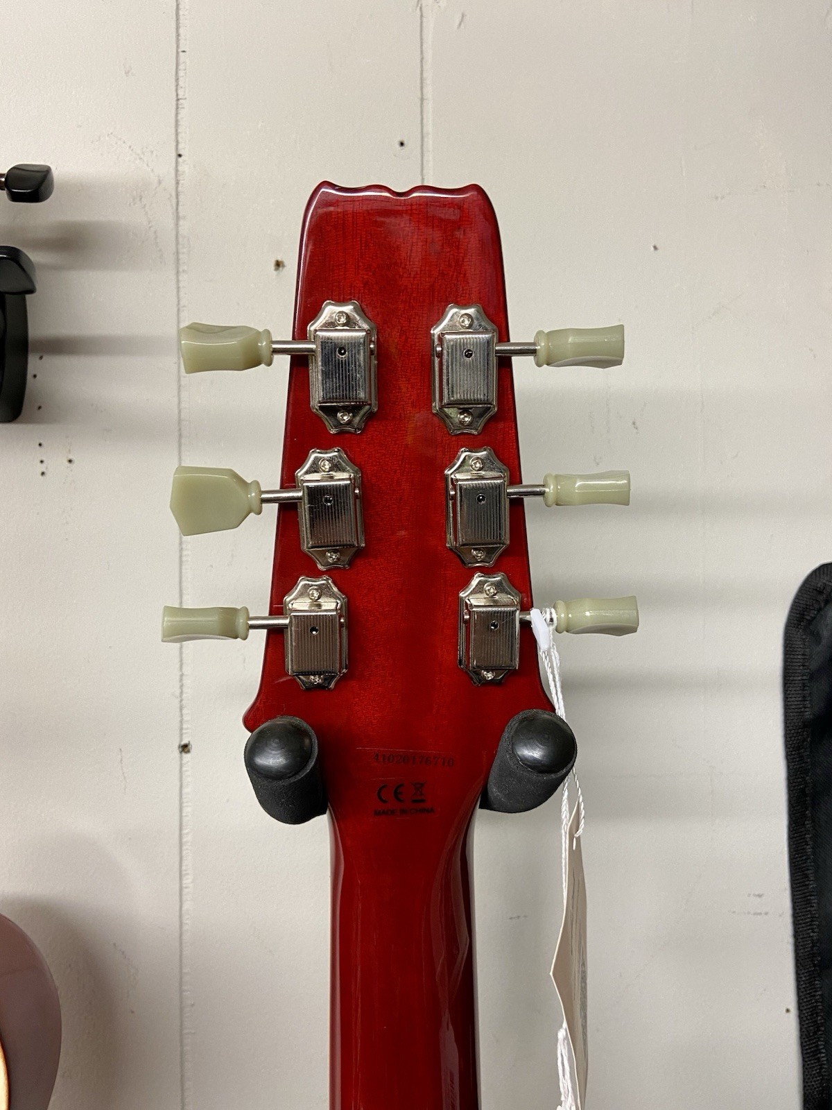 Aria Pro II PE-350STD CS – Cherry Sunburst LP Style