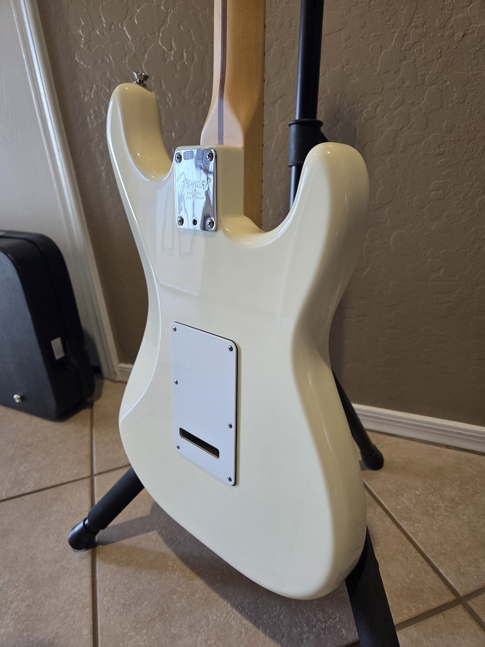 Left-Handed 2012 American Standard Fender Stratocaster lefty