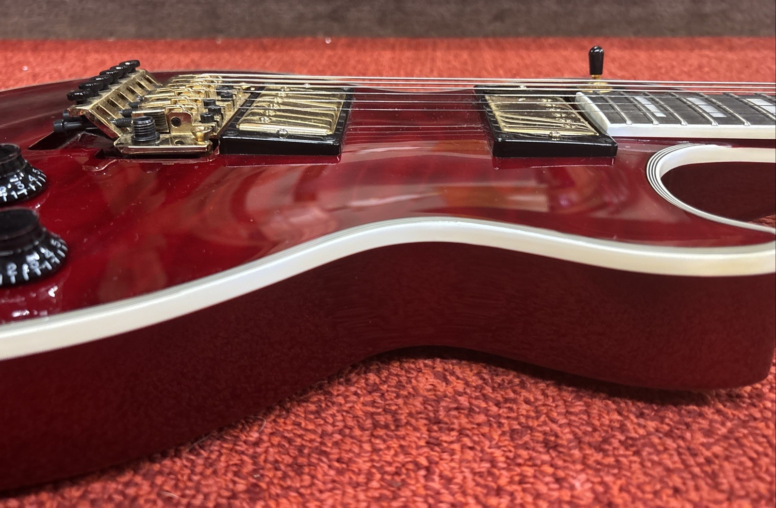 Epiphone Axcess Les Paul Alex Lifeson Signature Electric Guitar W/ HardCase