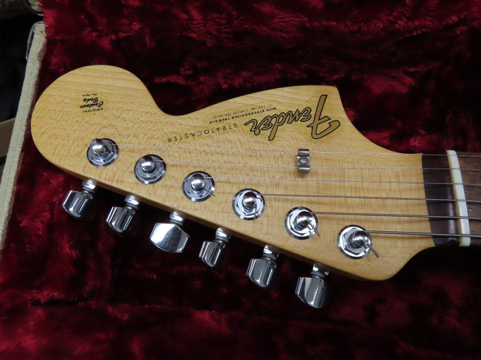 2007 Fender Custom Shop Masterbuilt Custom Classic Relic Strat, Burgundy Mist