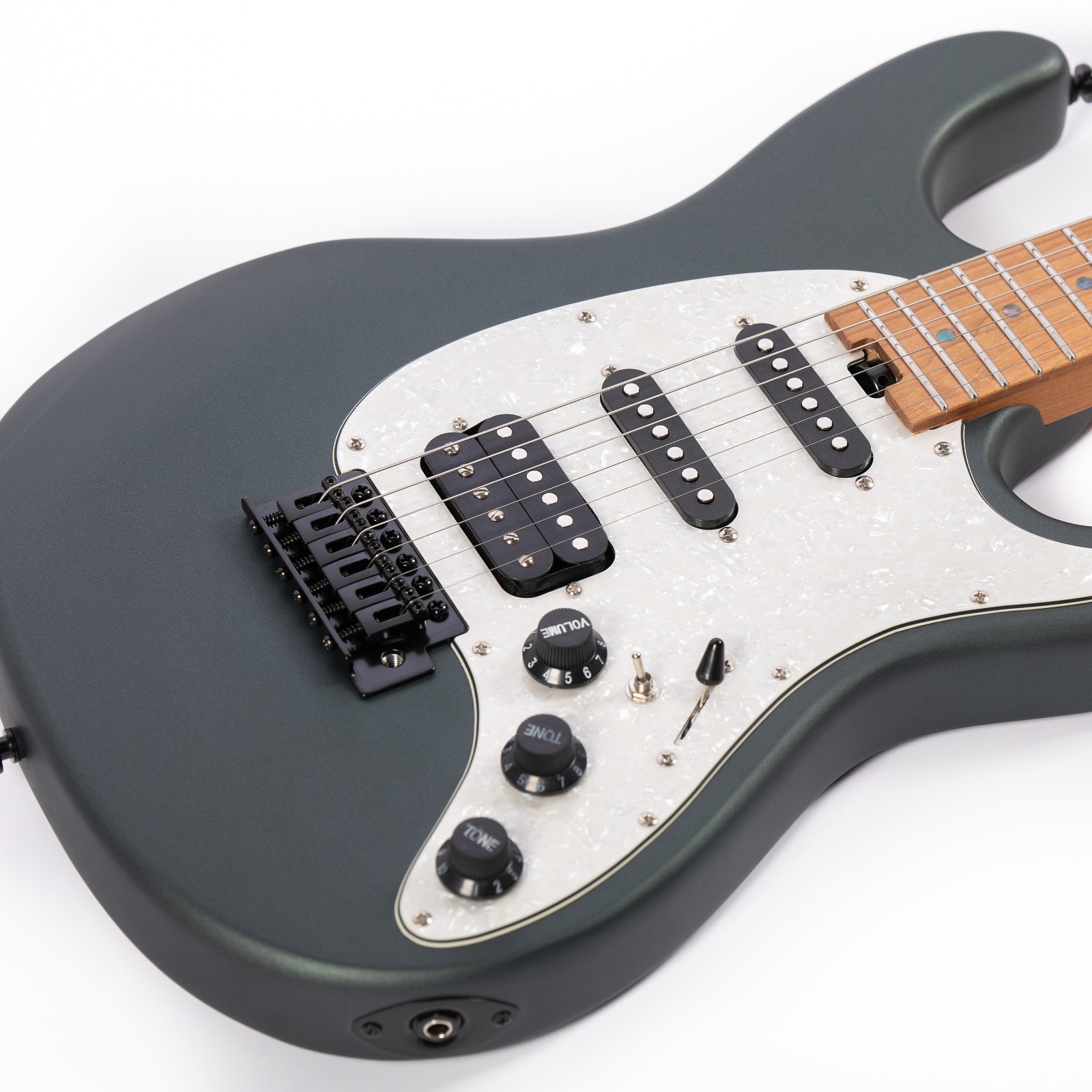 Grote Solid Electric GuitarMatte Finish Poplar Body (Green Black)