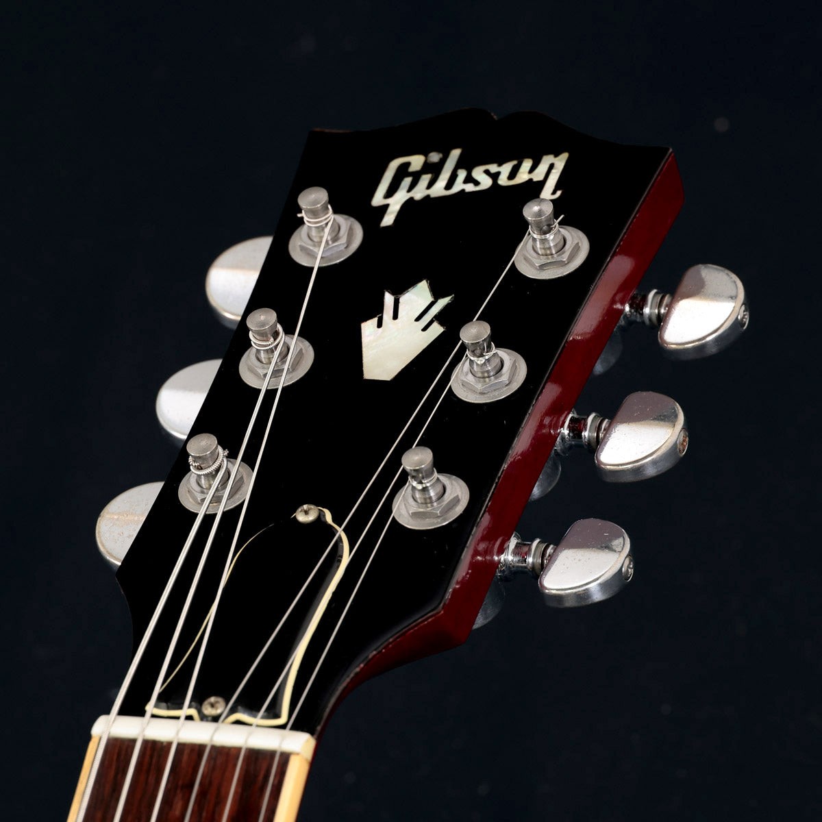 Gibson Memphis ES-335 Dot Reissue Figured Cherry Gibson [00079701]