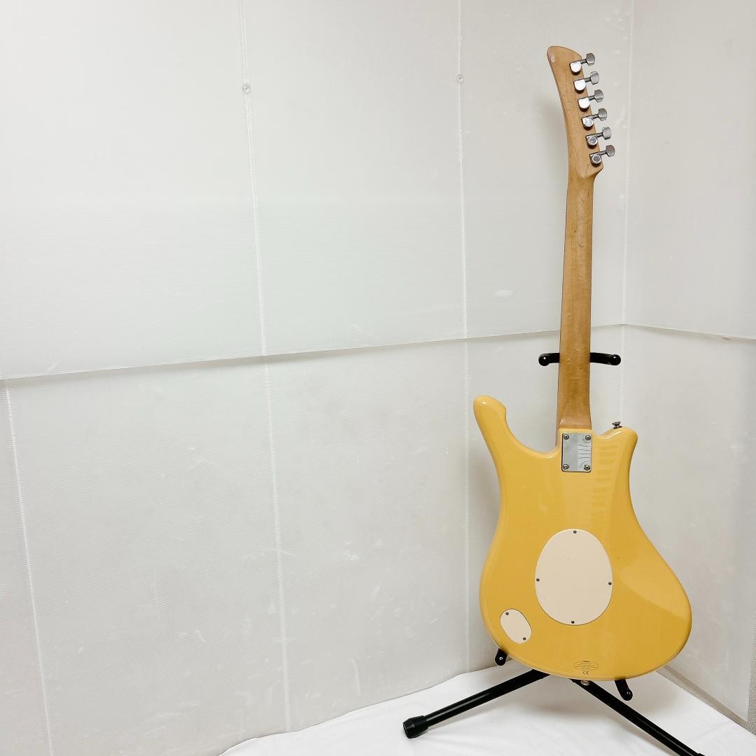 YAMAHA SGV300 Voltage Yellow Banana Electric Guitar Excellent Condition
