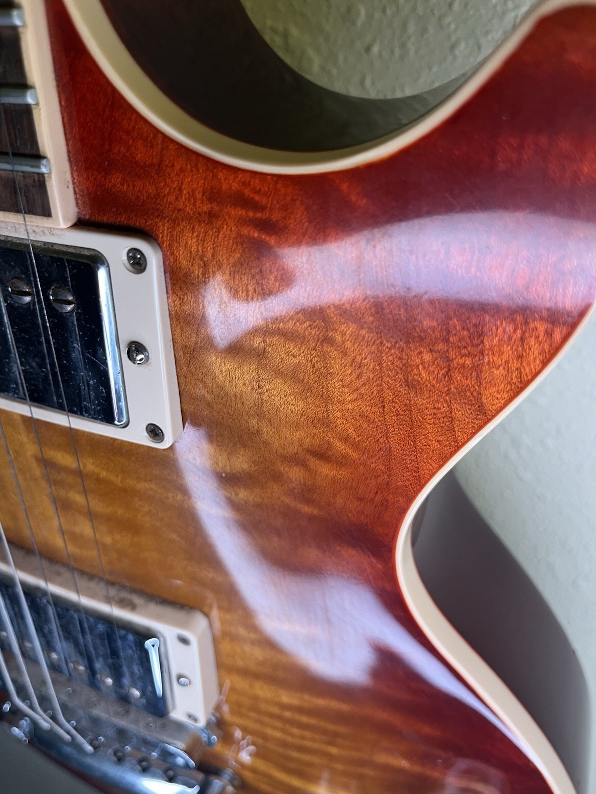 Gibson Les Paul Standard 2014 120th Anniversary Heritage Cherry Flame Top Guitar