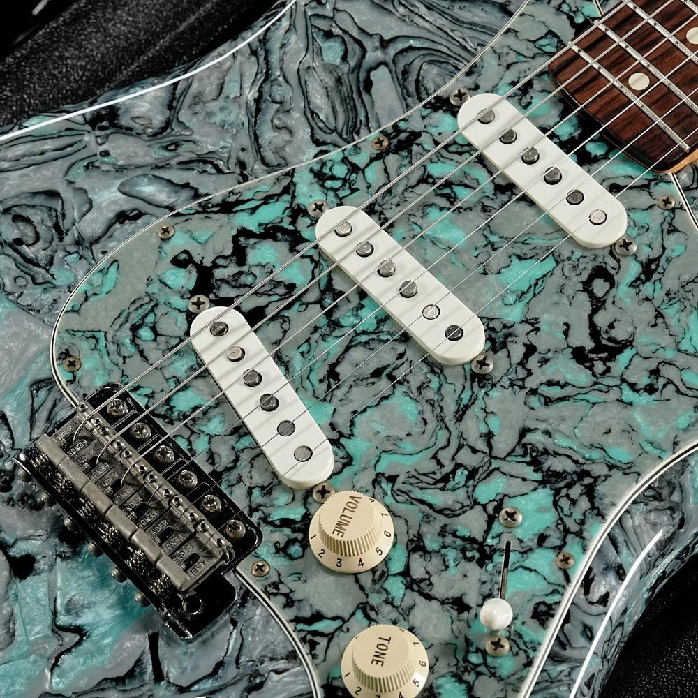 Fender CS Abalone Stratocaster with Matching Headstock (1995) [11 of 25]