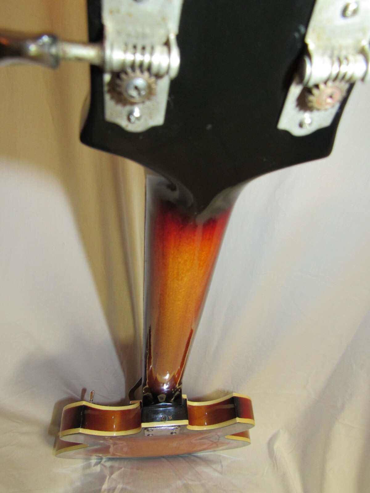 1964-1968 Teisco EP 2T Del Rey Electric Guitar “Dark Sunburst”