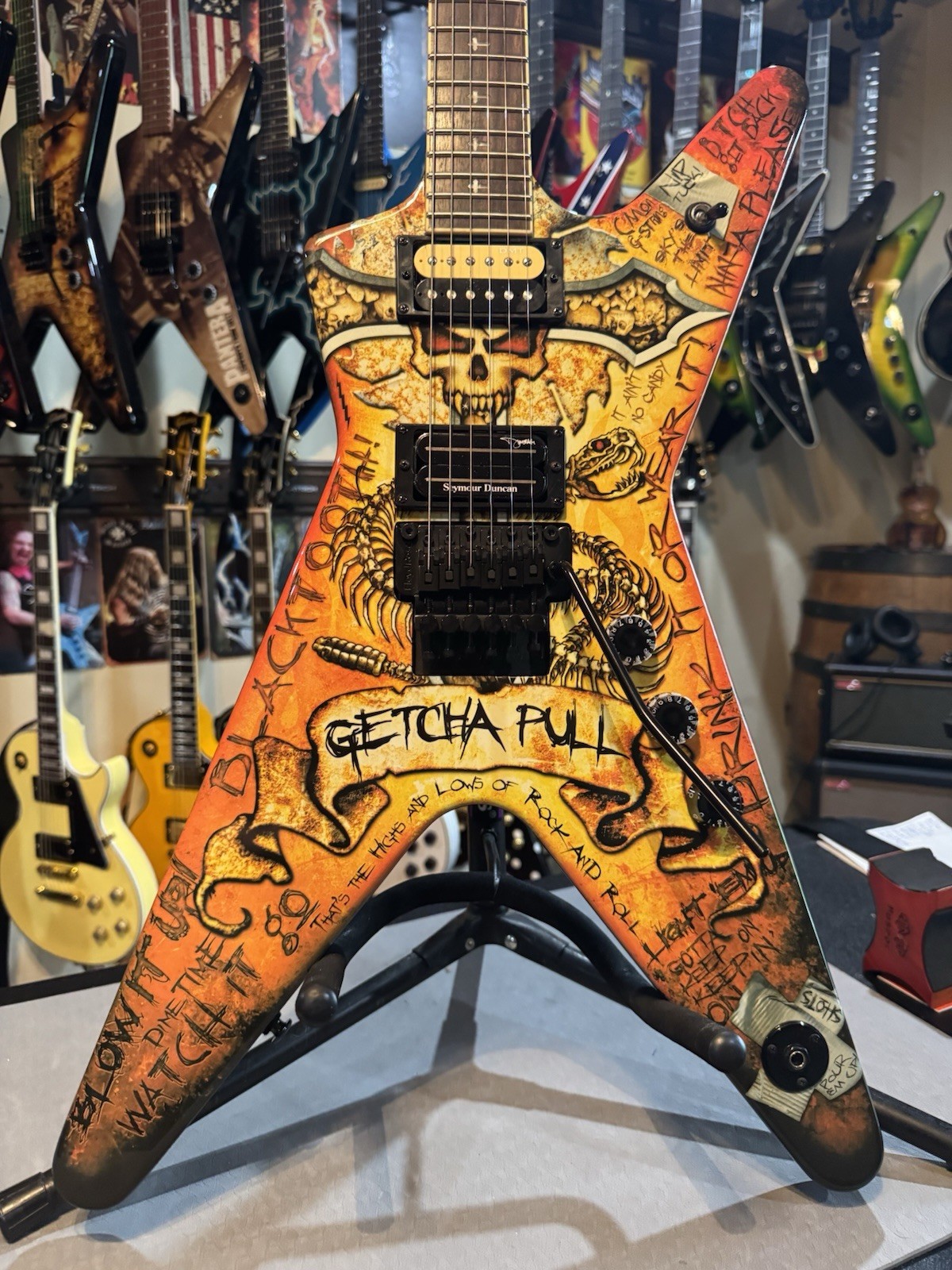 Dean Dimebag Darrell Dimebonics Electric Guitar with Dean Case